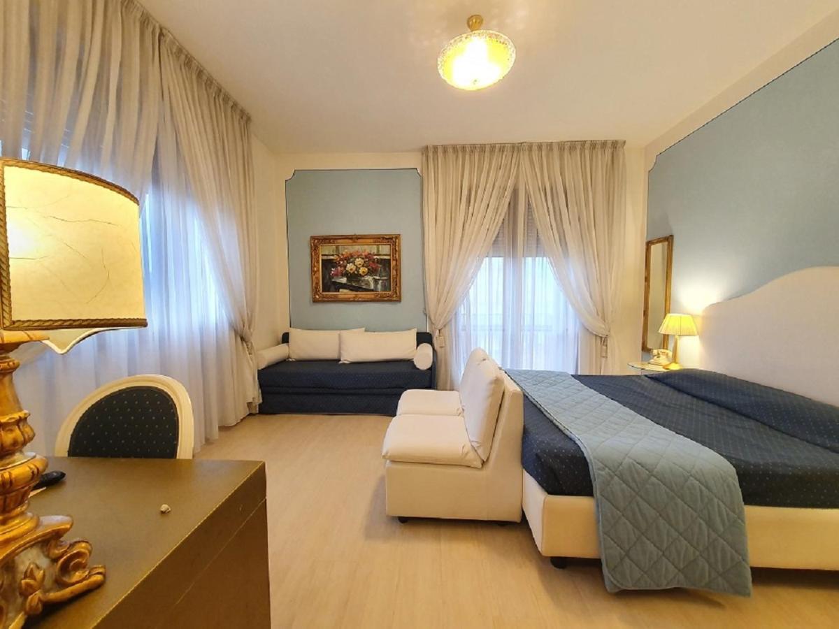 Hotel Continentale Arezzo Dış mekan fotoğraf