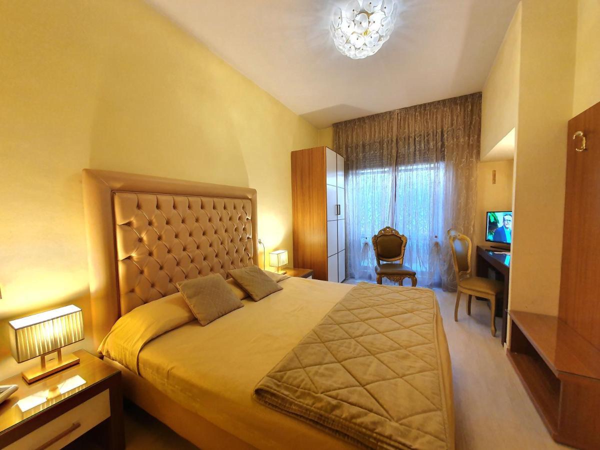 Hotel Continentale Arezzo Dış mekan fotoğraf