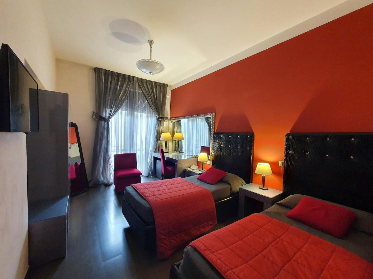 Hotel Continentale Arezzo Dış mekan fotoğraf